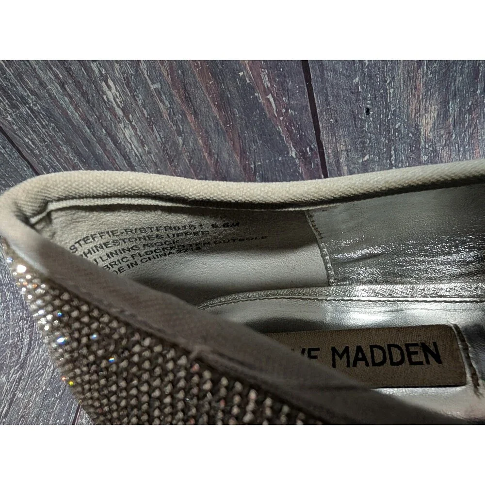 Steve Madden Silver w/ Rhinestones Flats - Steffie - Size 9.5 M - Box
